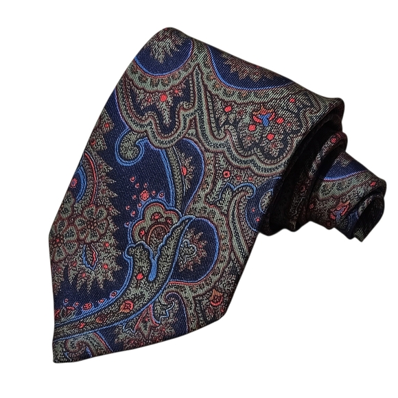 BURBERRY TIE - Picture 8 of 11